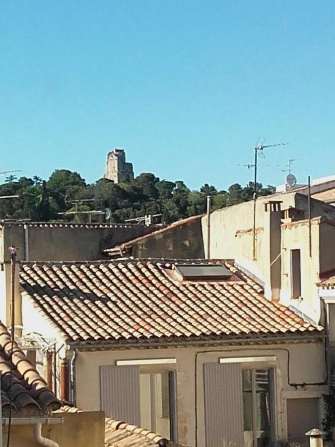 Le Calme Au Coeur De La Ville Nîmes Exterior photo